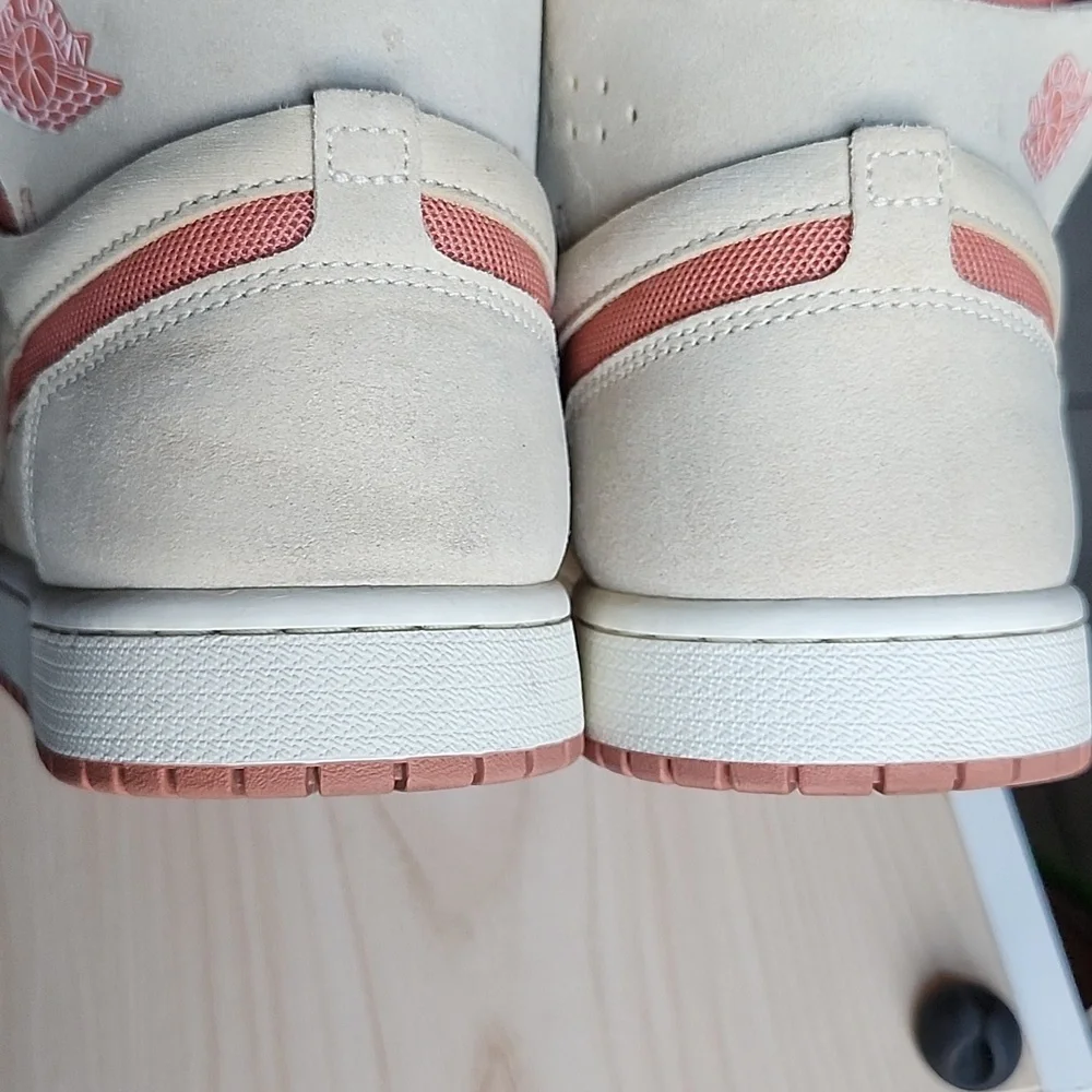 Air Jordan 1 Zoom CMFT 2